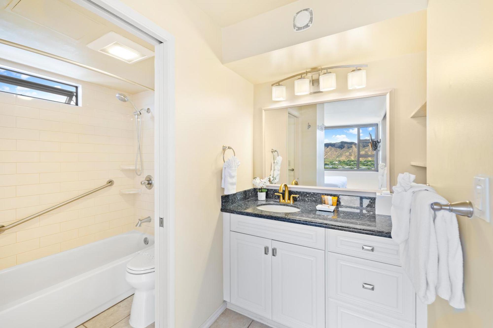 Diamond Head Views Retreat With Free Parking & Near Waikiki Beach! Honolulu Ngoại thất bức ảnh
